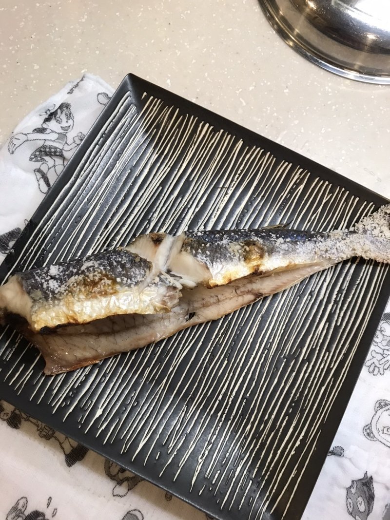おこもり生活にトビウオがきた日には 井上麻衣 Note