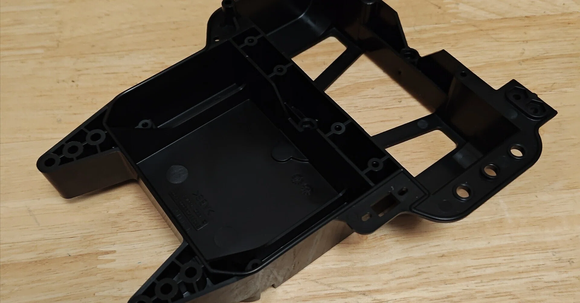 タミヤ　Cカーシャシーキット（新品未組立、一部パーツ無し） タミヤ Cカー・シャーシを部品で組んでみる｜Noah
