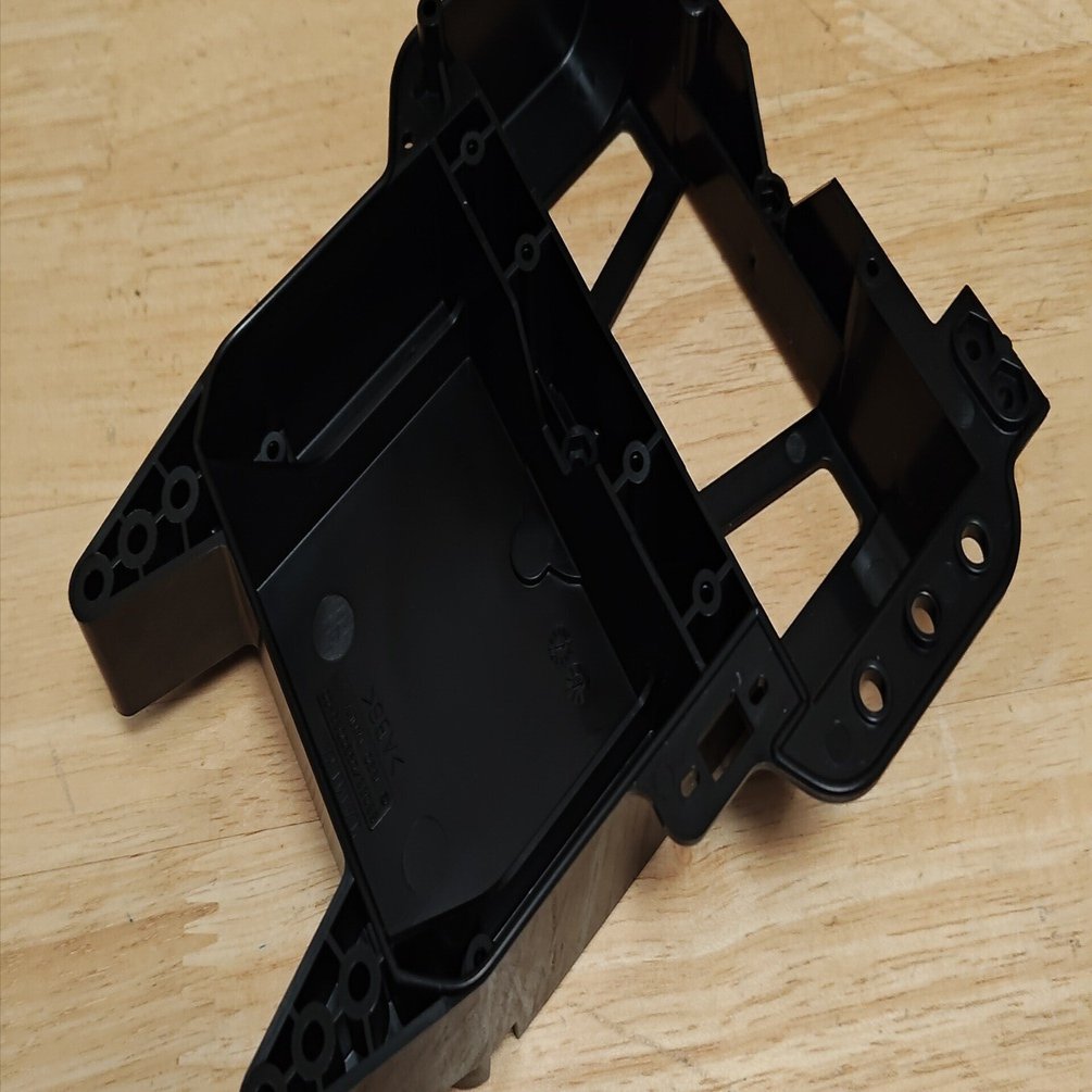 タミヤ Cカー・シャーシを部品で組んでみる｜Noah