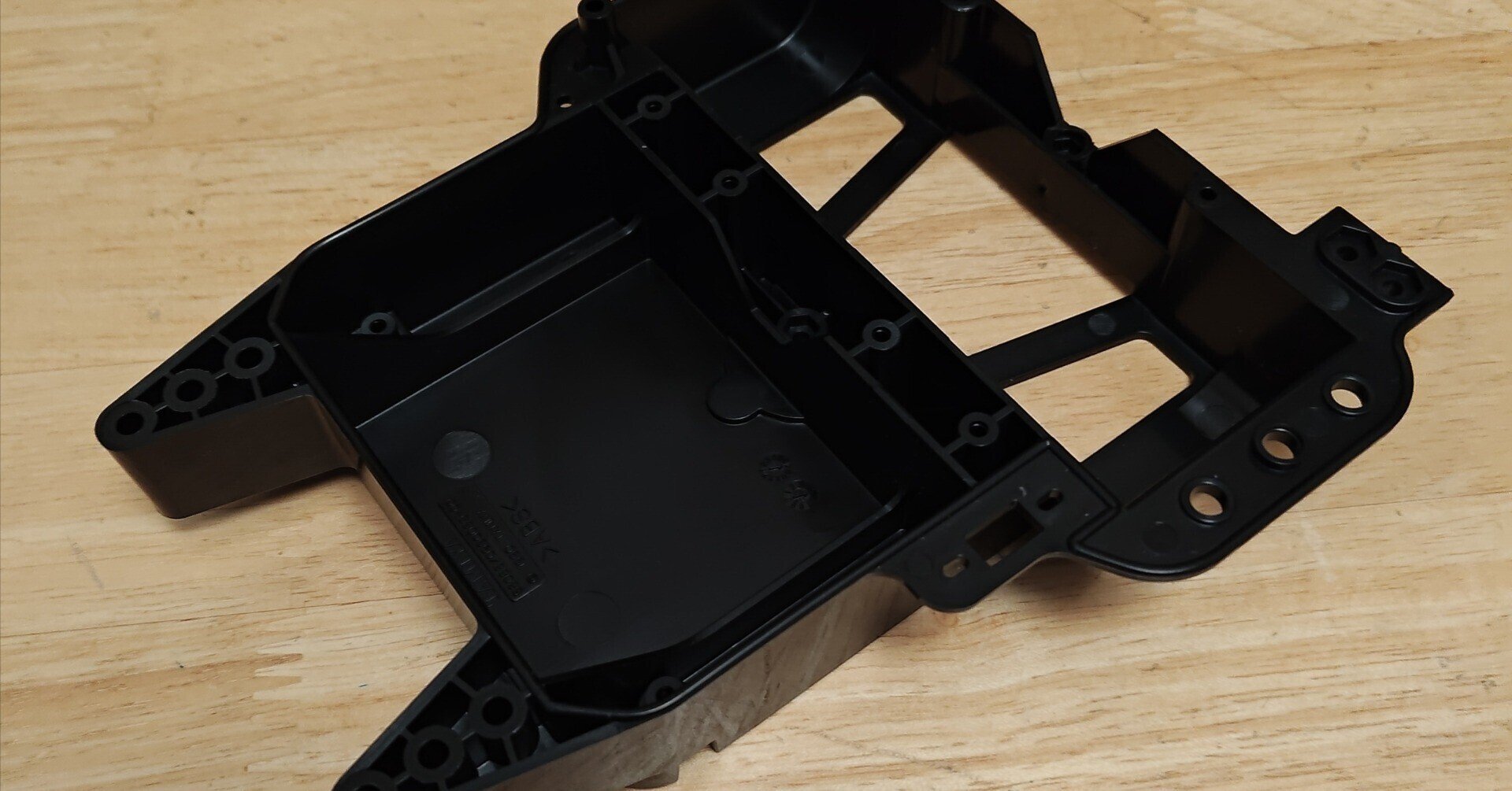 タミヤ Cカー・シャーシを部品で組んでみる|Noah タミヤ Cカー・シャーシを部品で組んでみる|Noah