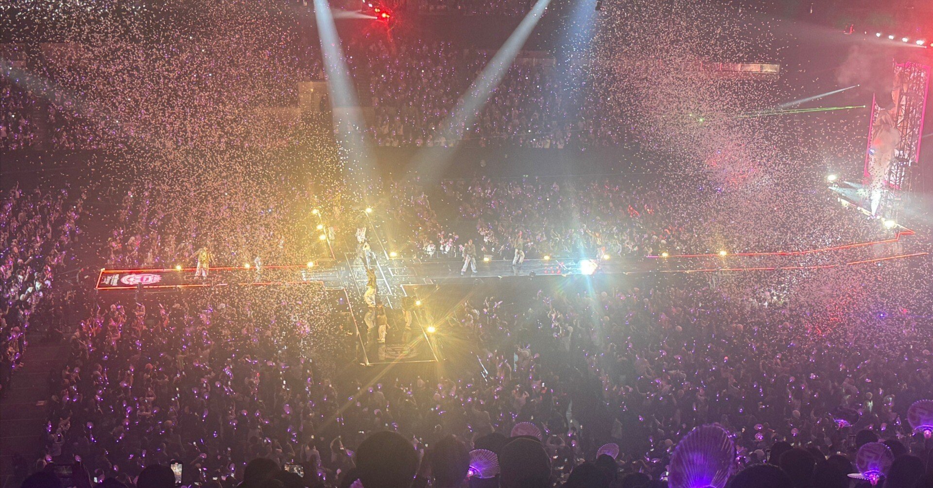 二時間半のロックを聴いて分かった、浜崎あゆみの正体｜イ タ ク ラ タ