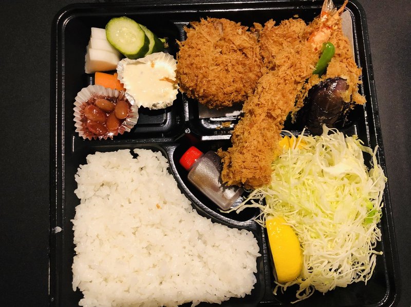 代々木上原 ミシュランガイド掲載の絶品 とんかつ武信 Take Out おぴっぴ Note 代々木上原 ミシュランガイド掲載の絶品 とんかつ武信 Take Out おぴっぴ Note