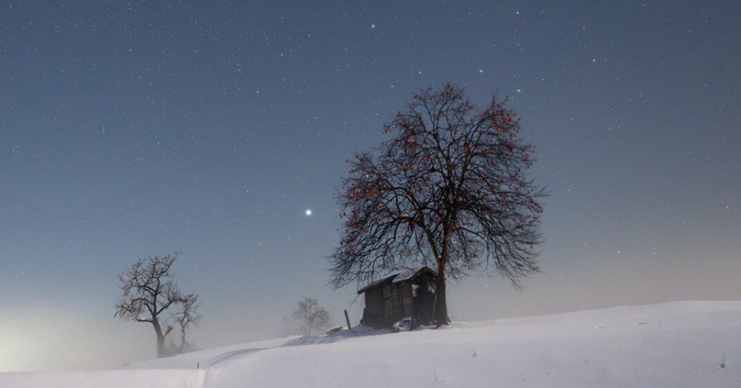 冬の空が好き 月明りの雪景色と冬の星座｜星空写真家・「好き」を「得意」に変える