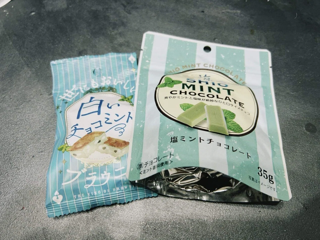 【極美品・箱説あり】iida INFOMBAR A01 チョコミント 2025年チョコミント記録【約50商品】｜Yoko