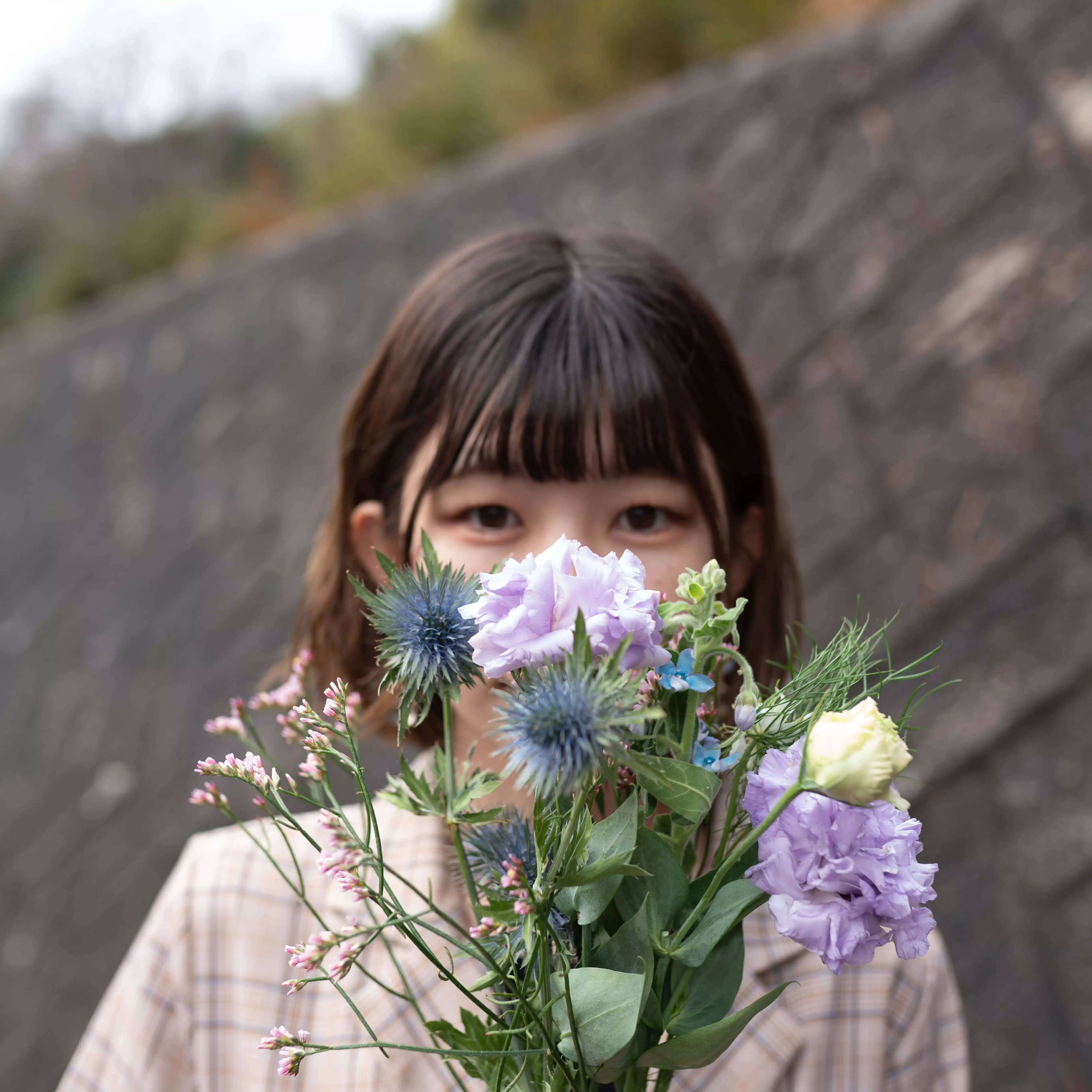 アズ | 文筆家