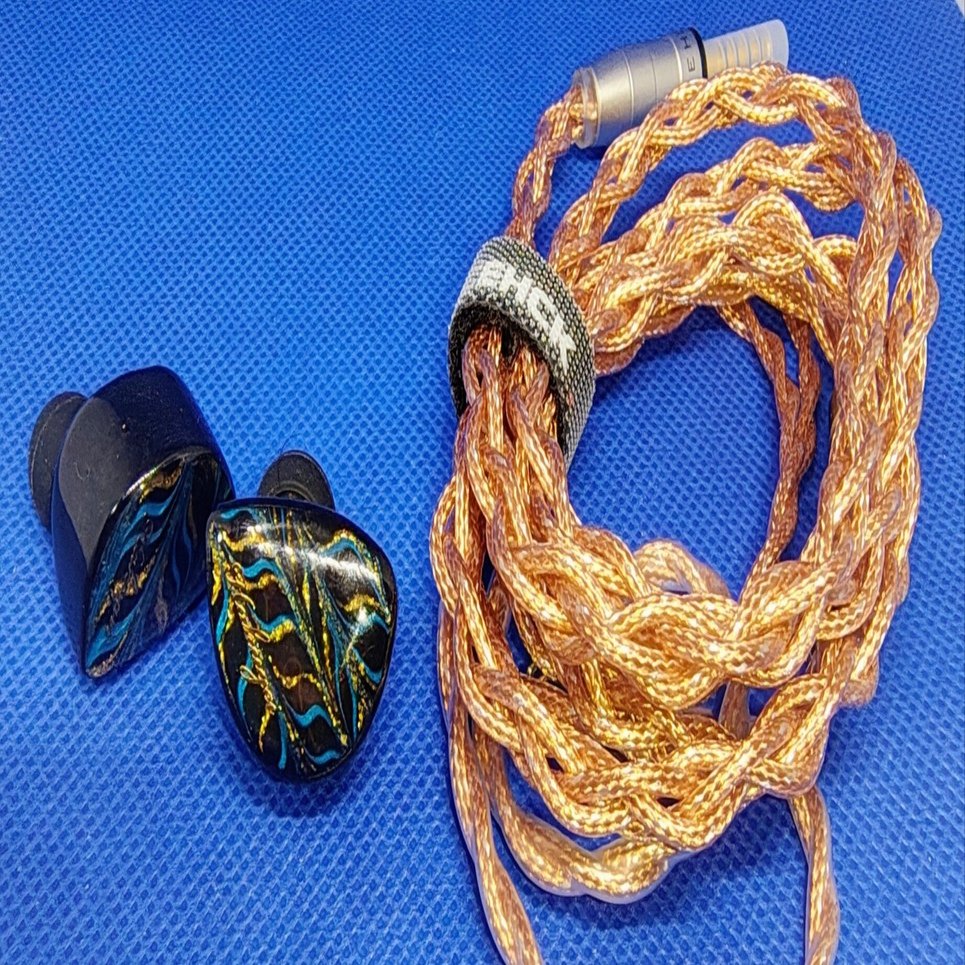 2025年まとめ】ベストイヤホン、ベストケーブル｜DJM5Raspberry