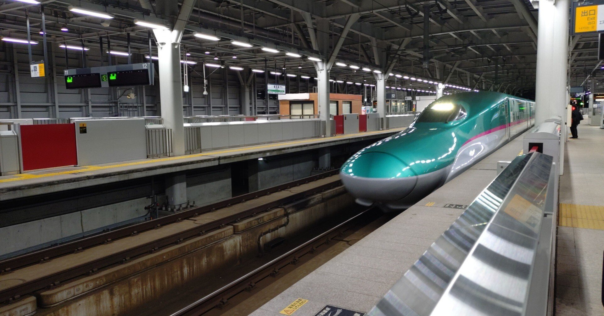 トンネルの向こう側まで、あと少し｜北海道・東日本パスで宗谷岬を