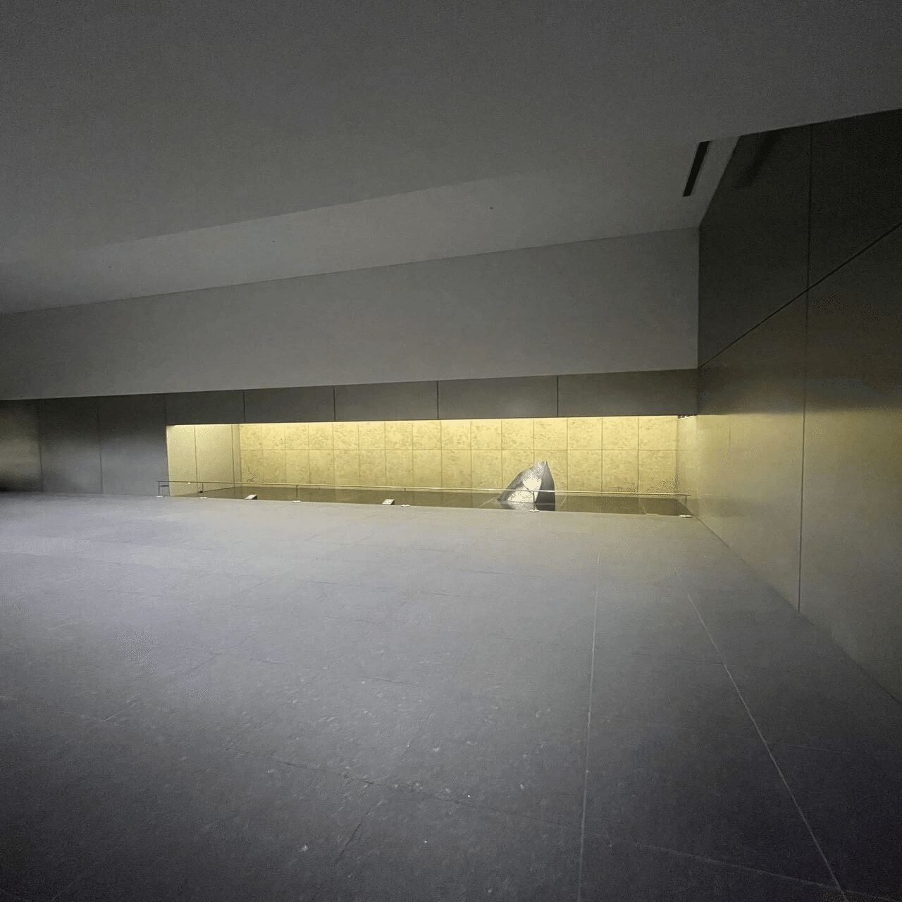 建築家・谷口吉生さんの建築〜GINZA SIX〜｜もえじ@一級建築士