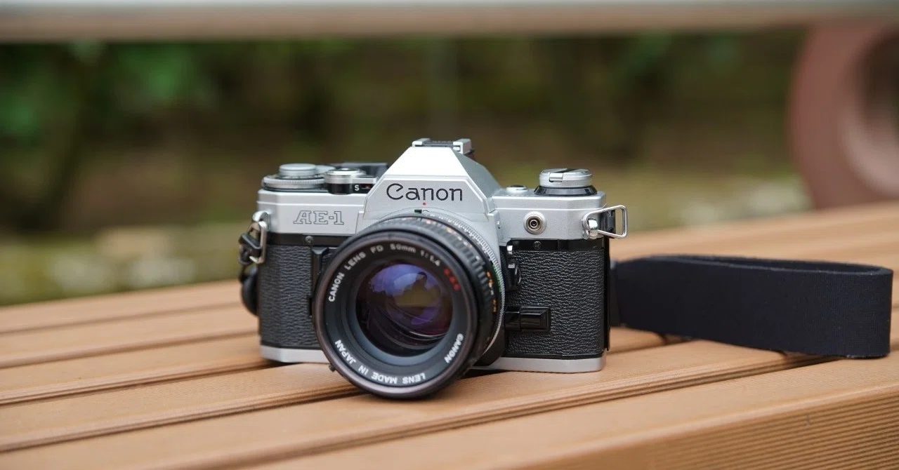 連写一眼 Canon AE-1｜かぺりと