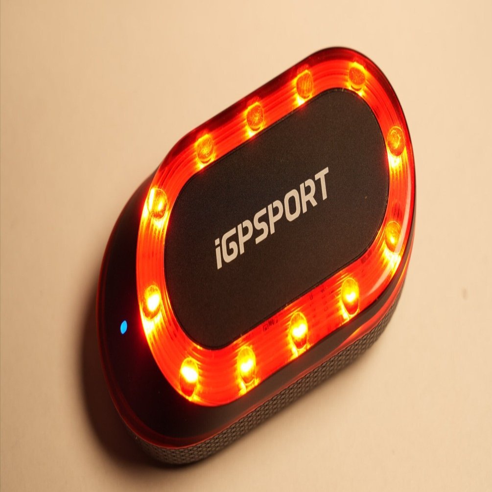 iGPSPORT SR mini リアライト リアライト】iGPSPORT SR mini — 安心感が違う「後ろの目」を持つリア