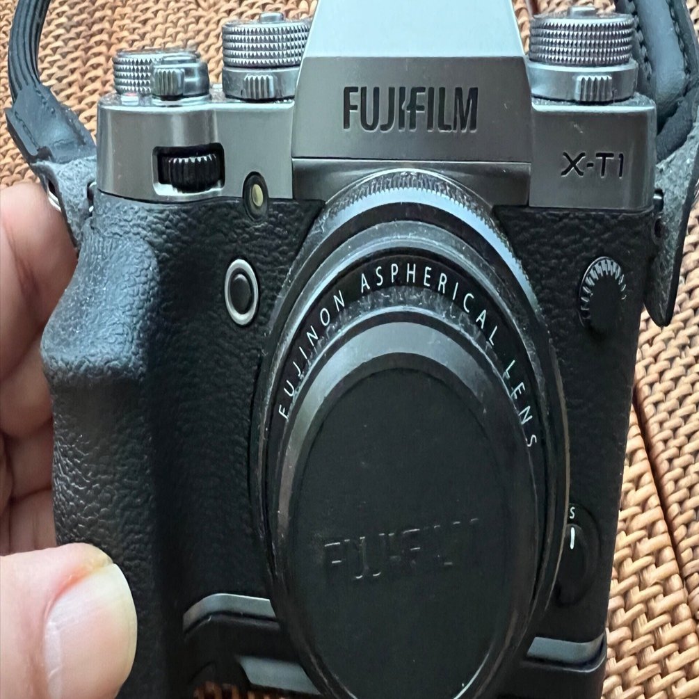買い直し | FujiFilm X-T1 Graphite Silver Edition｜太郎さん