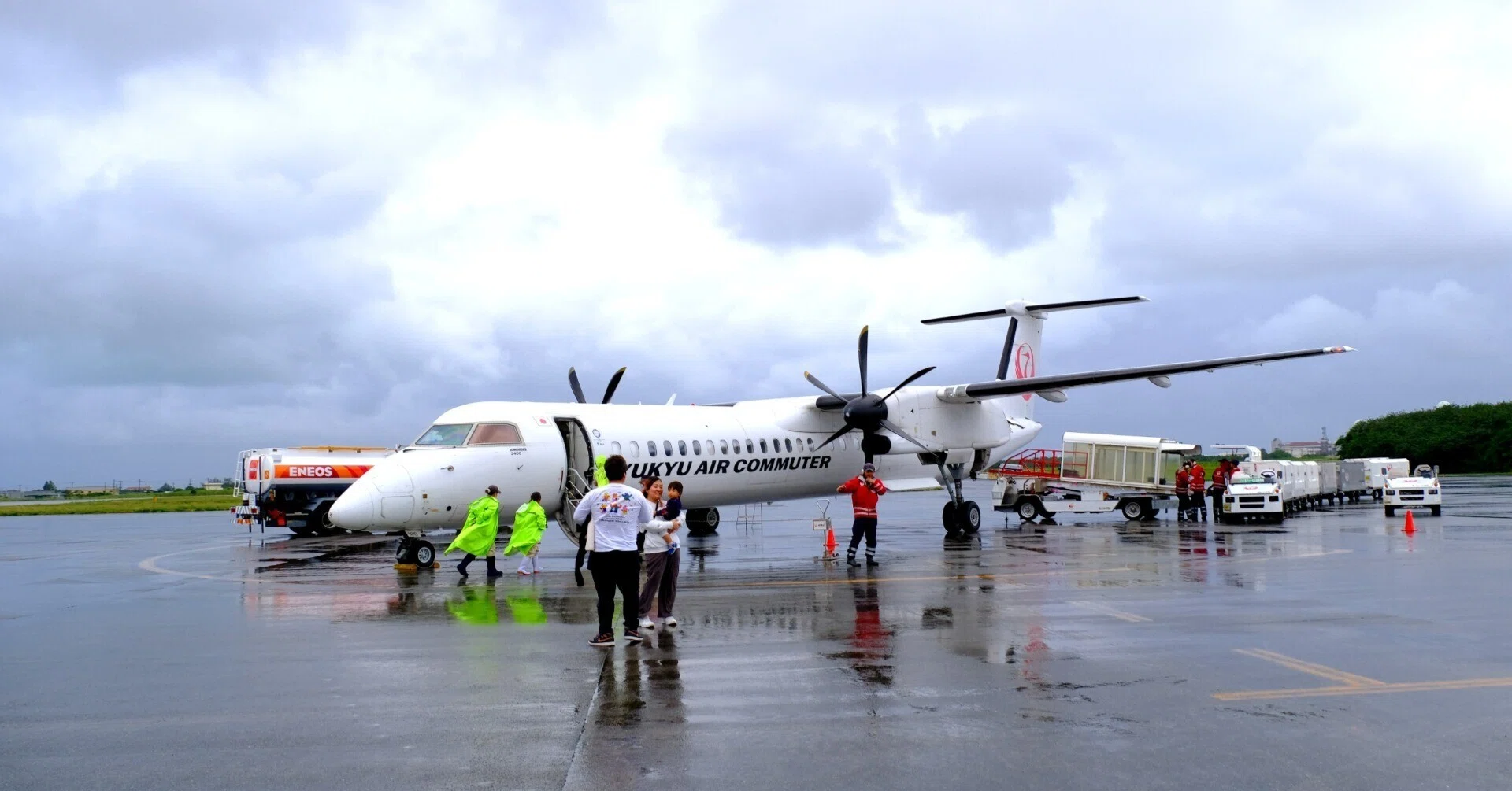 2026年の旅の始まりはプロペラ機（DHC-8-400CC）｜Heira.K