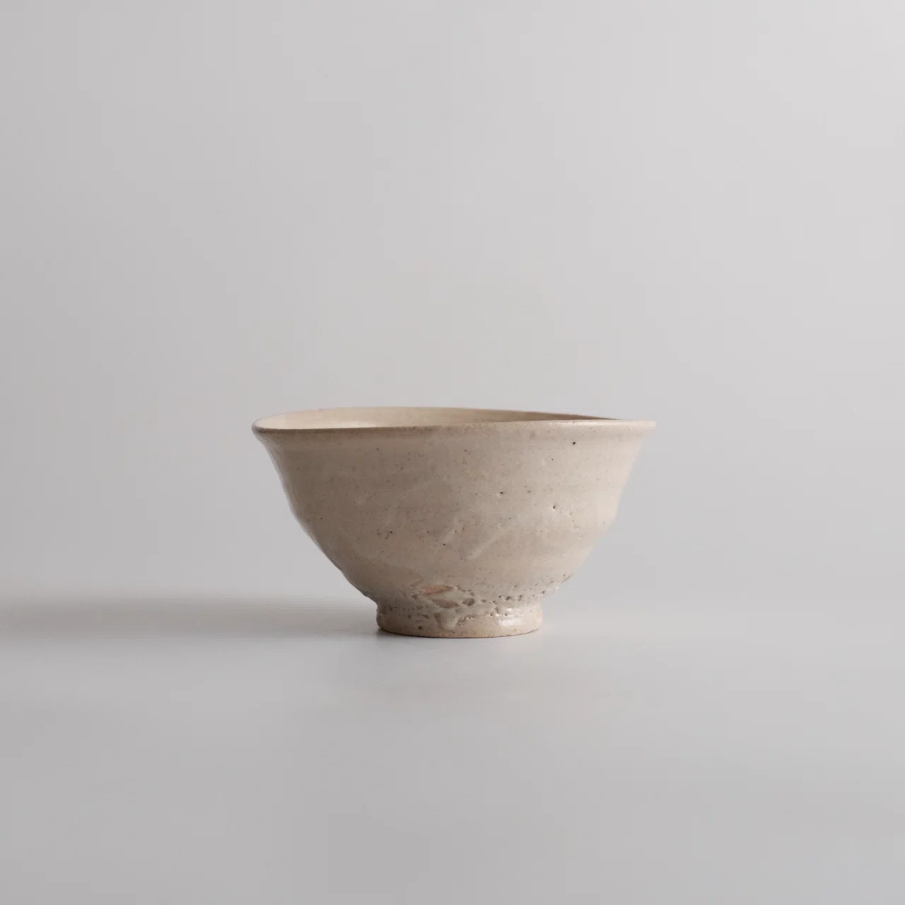 武末日臣 井戸杯 盃 酒器 茶碗 李朝 高麗 共箱 個展出品作 未使用 対馬 武末日臣 展 2026｜LAPIN ART GALLERY Dai sakamoto