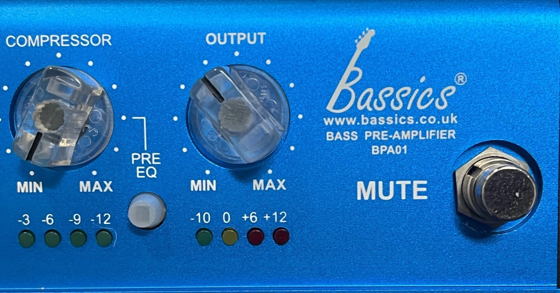 【絶版】究極の補正系ベースプリアンプ Bassics BPA-1 楽器】新年のニューギア！Bassics BPA-1(ベースプリアンプ)｜桃田もも
