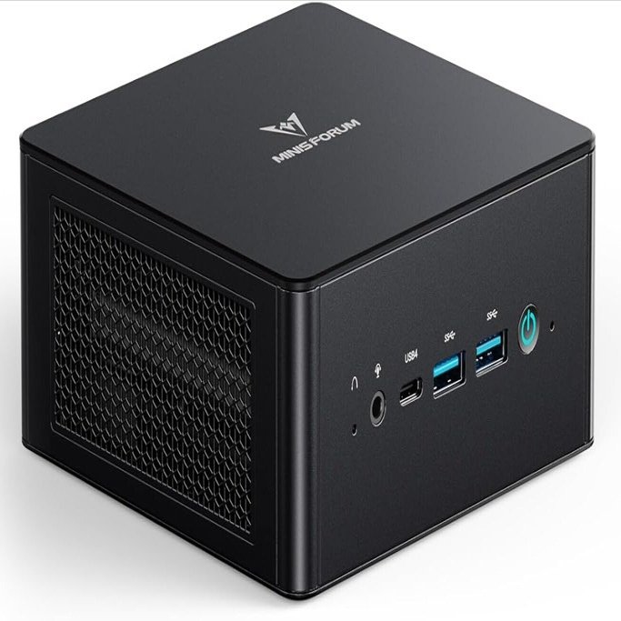MINISFORUM UM890 Pro完全ガイド:Ryzen AI搭載で次世代を切り拓く究極