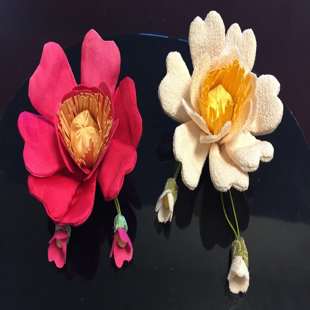 Kazuko's handicrafts | Kantsubaki (Winter Camellia：寒椿)｜no21sakura