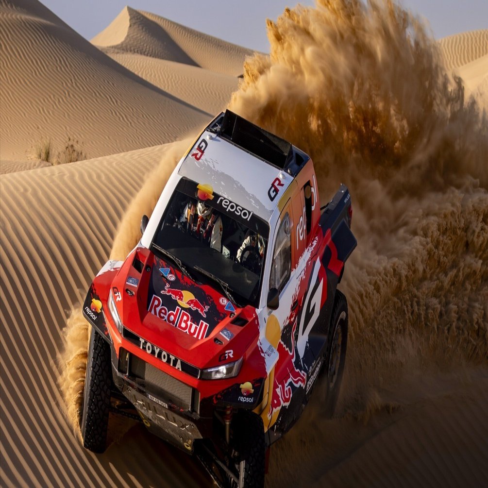 ダカール・ラリー2026】トヨタ新型「DKR GRハイラックス」で王座防衛