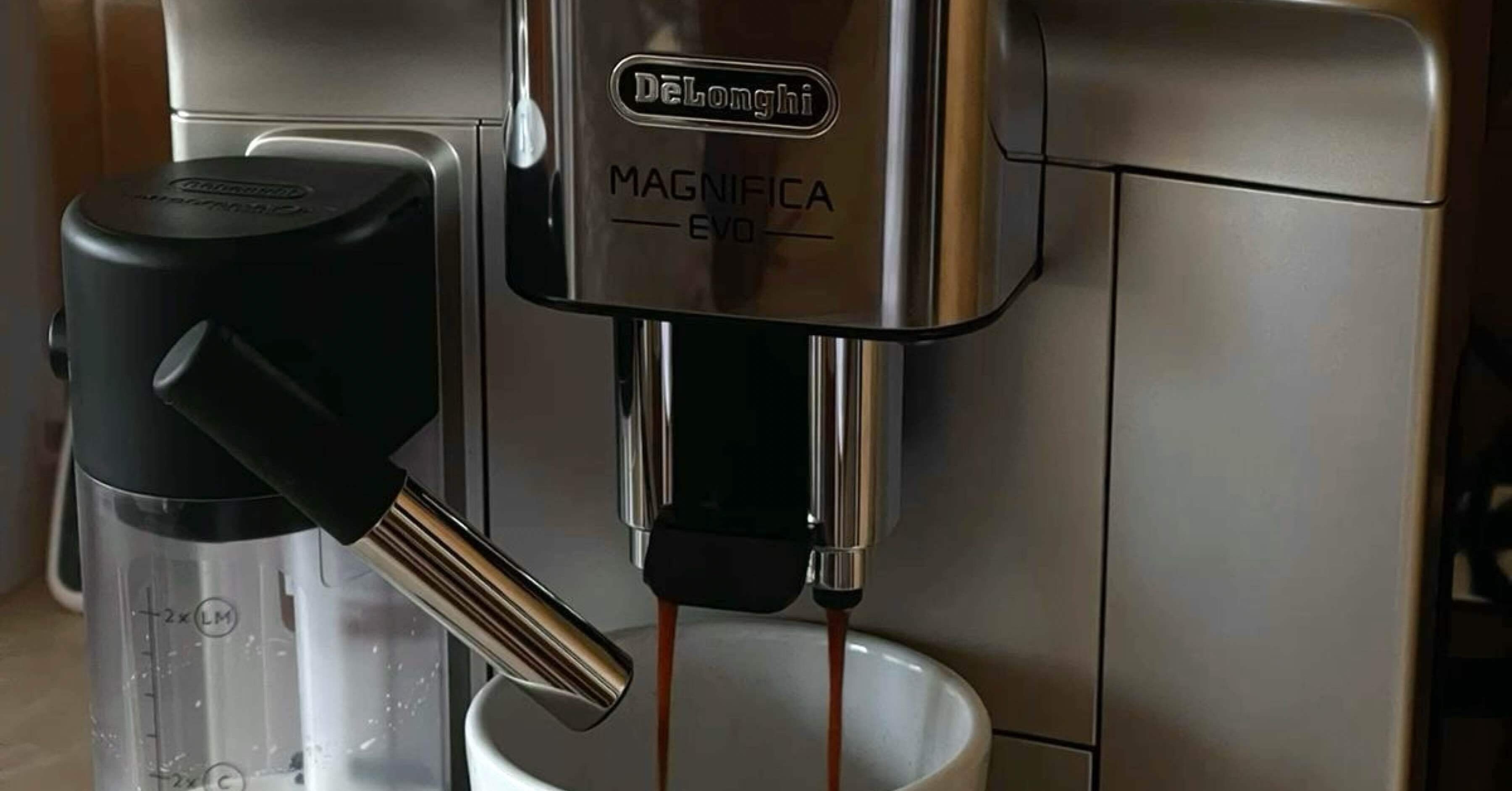 コーヒー初心者におすすめ】全自動コーヒーメーカーDe'Longhi 徹底比較