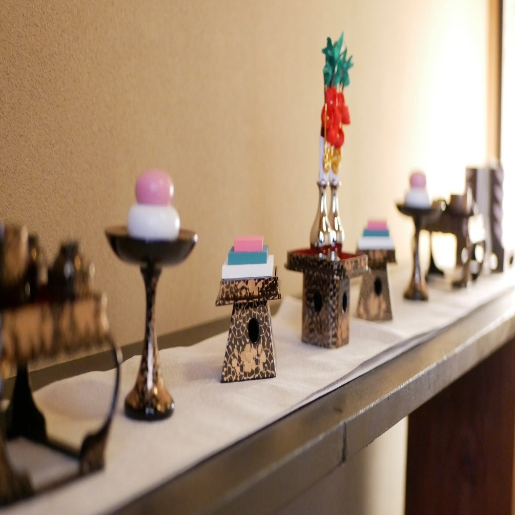 お雛様の飾り方」お雛様をきれいに見せる基本型⑧ 雛道具のこと