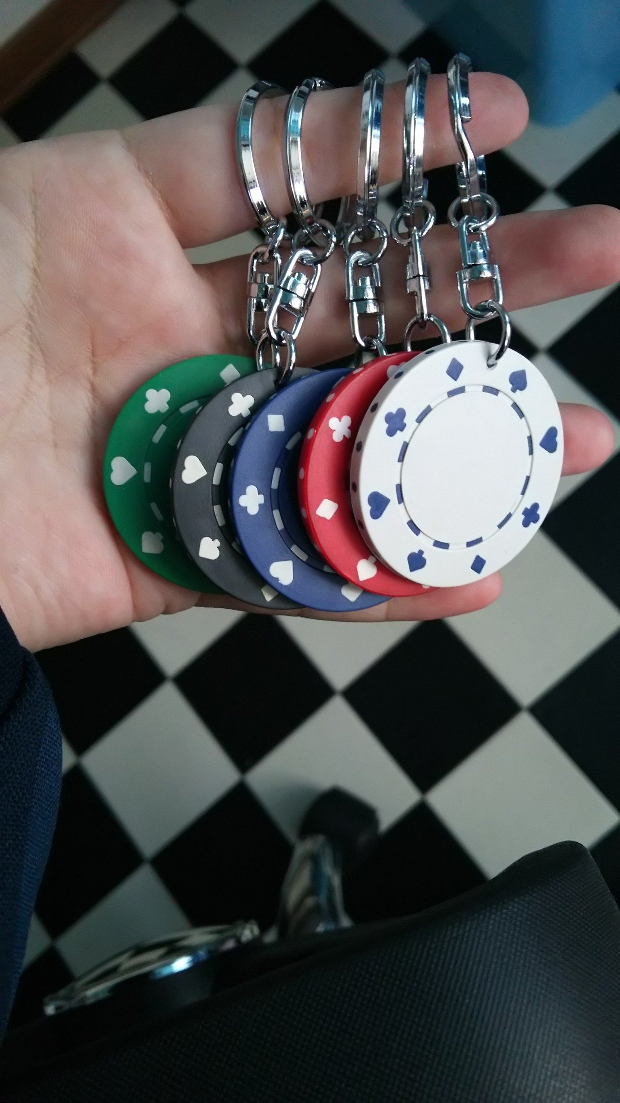 カジノチップのキーホルダー作ってみた｜じゃんがりー@断捨離と丁寧な