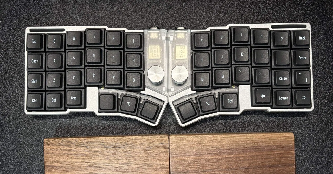 分割キーボード(42キー） Vial 分割キーボードを買った｜ロマネスコン
