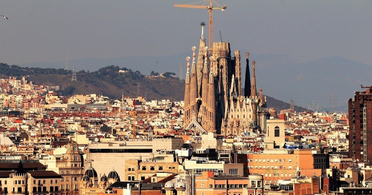 □ガウディ没後100年～完成へ向かうサグラダ・ファミリアと出会う、今こそ行きたいバルセロナ市内観光｜たびチョク 日本トラベルコーディネート株式会社