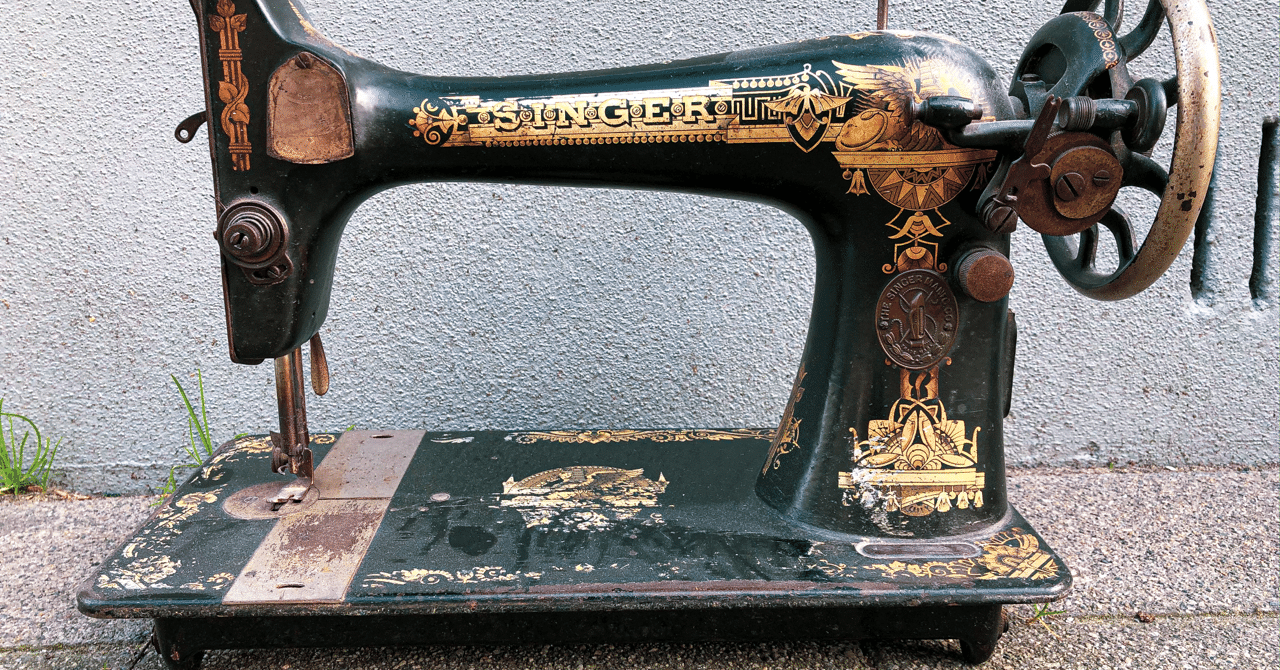 アンティークミシン 4/28 SINGER ミシン｜ヨーロッパ雑貨販売 Brug