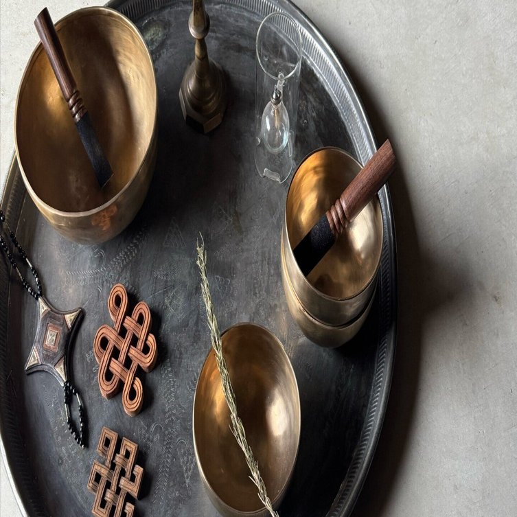 中古 21.5cm新月 シンギングボウル 4月20日頃迄出品 新月(中古品