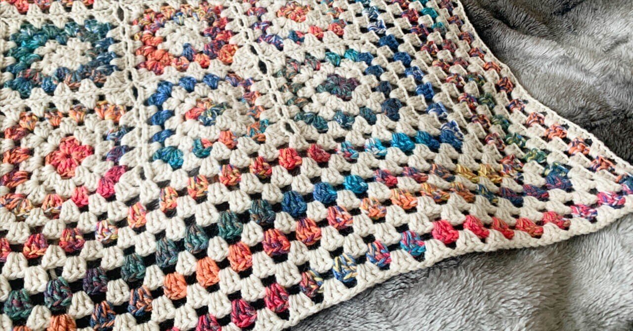 かぎ針編み】モチーフ繋ぎのブランケットを編む。Opal糸の使い道があっ
