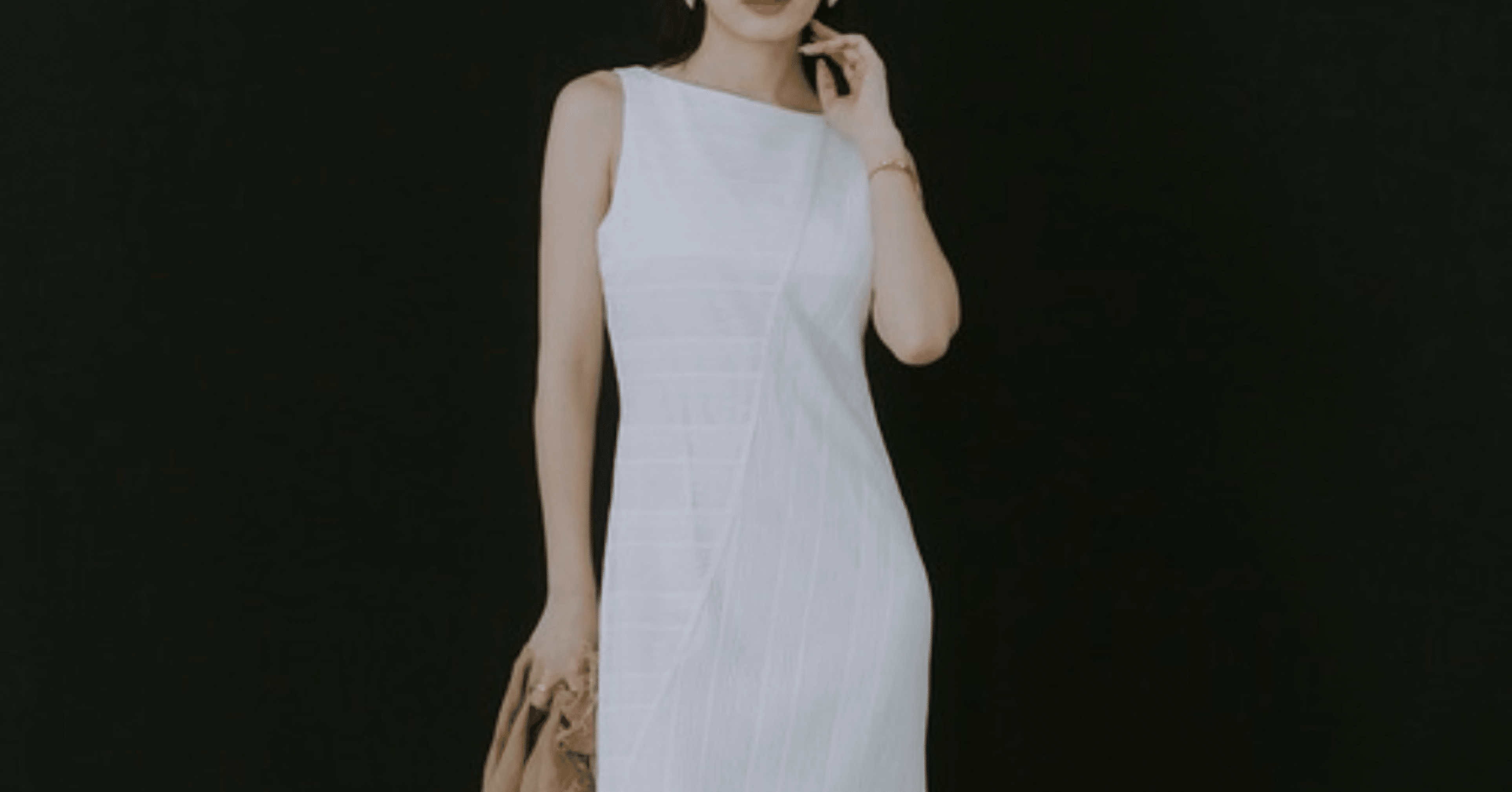 anuans ジオメトリックレースパネルワンピース｜anuansメルカリで販売中