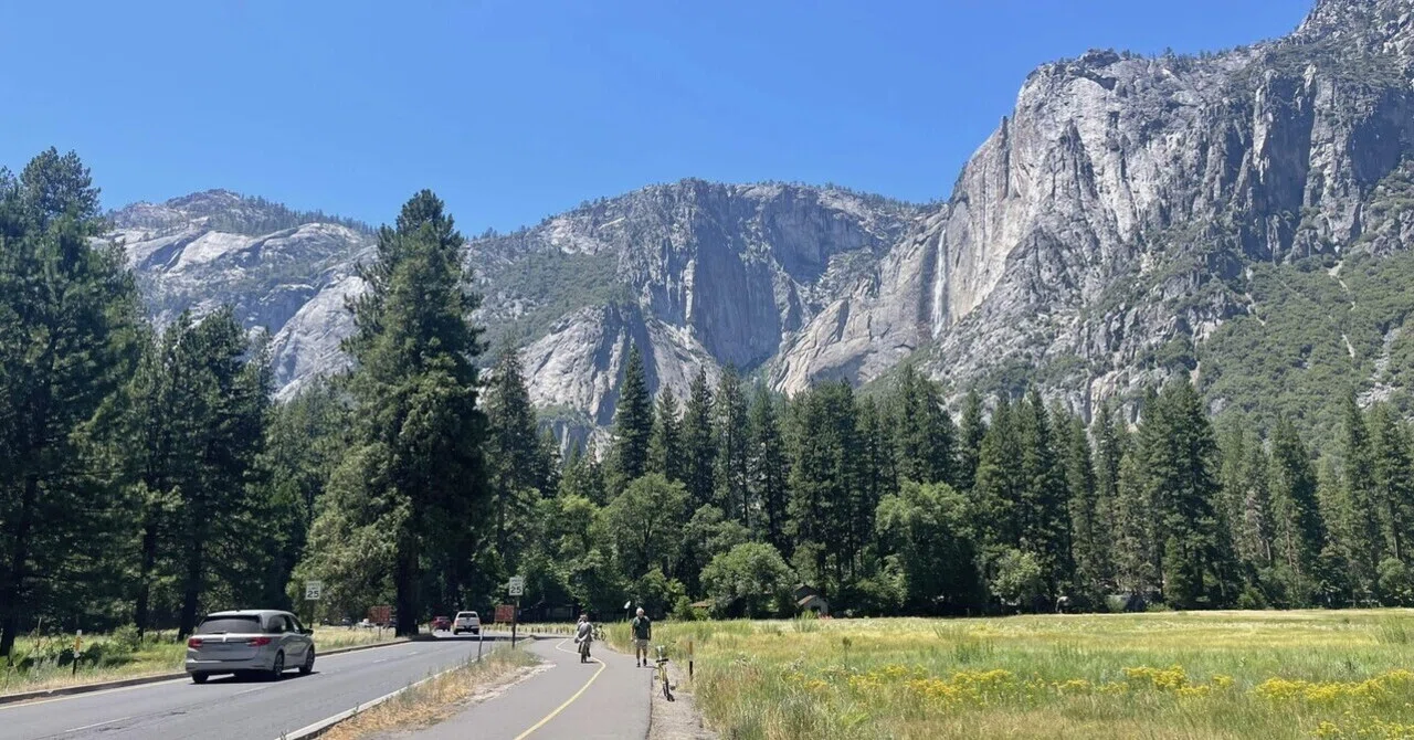 ヨセミテ国立公園【Yosemite National Park】〜白岩と緑が映える世界