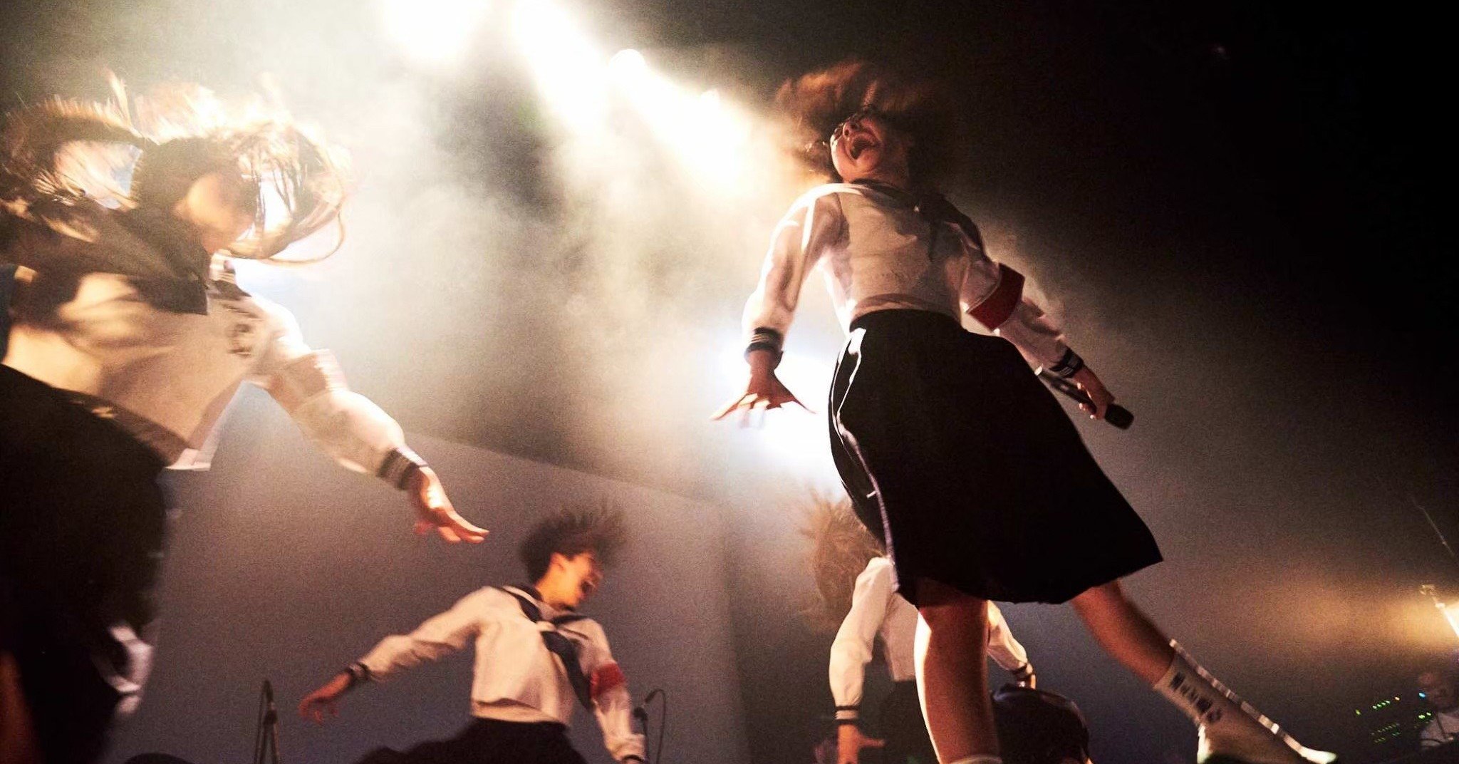 狼の詩】ライブ写真｜ATARASHII GAKKO! - 新しい学校のリーダーズ