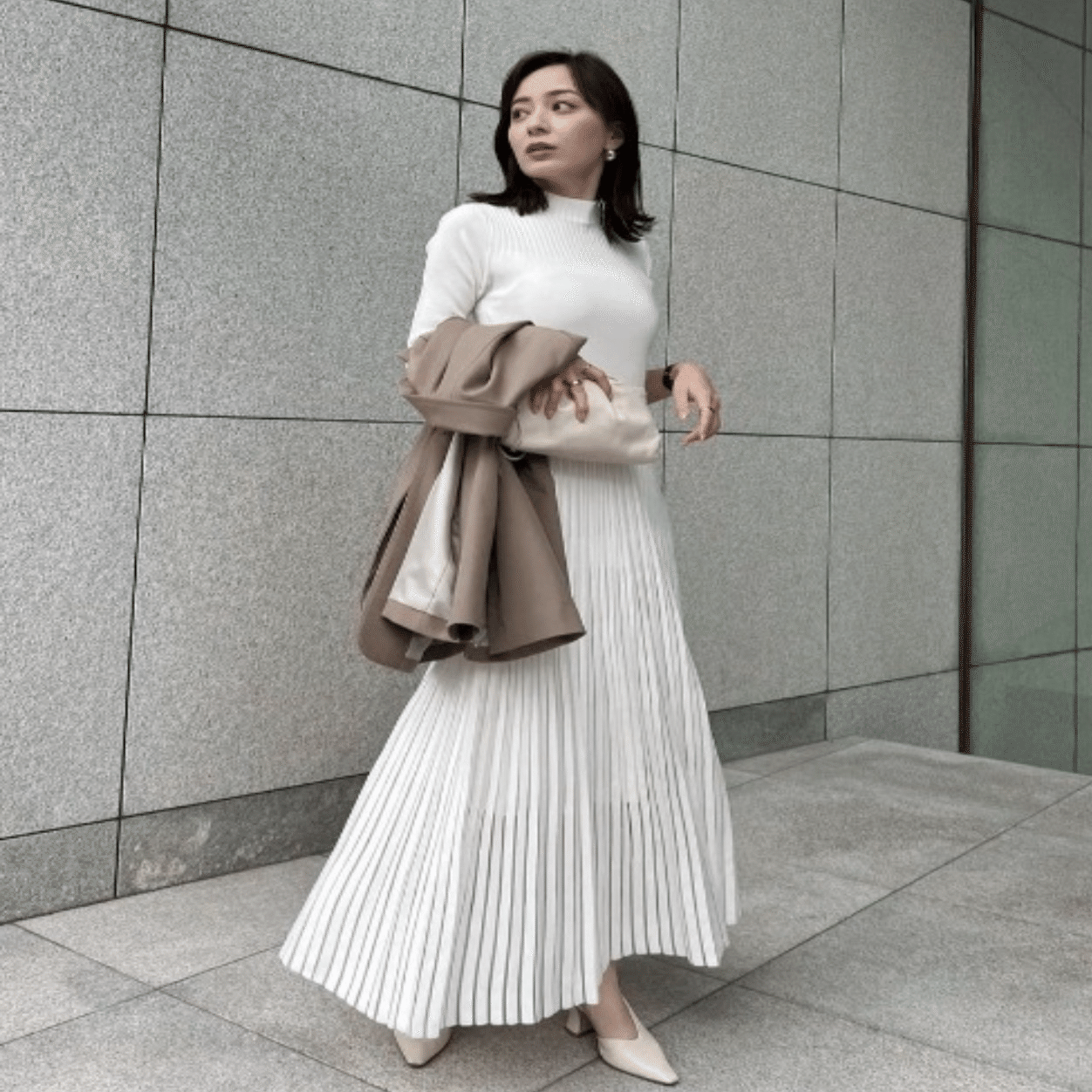 anuans ボトルネックシアーニットワンピース｜anuansメルカリで販売中