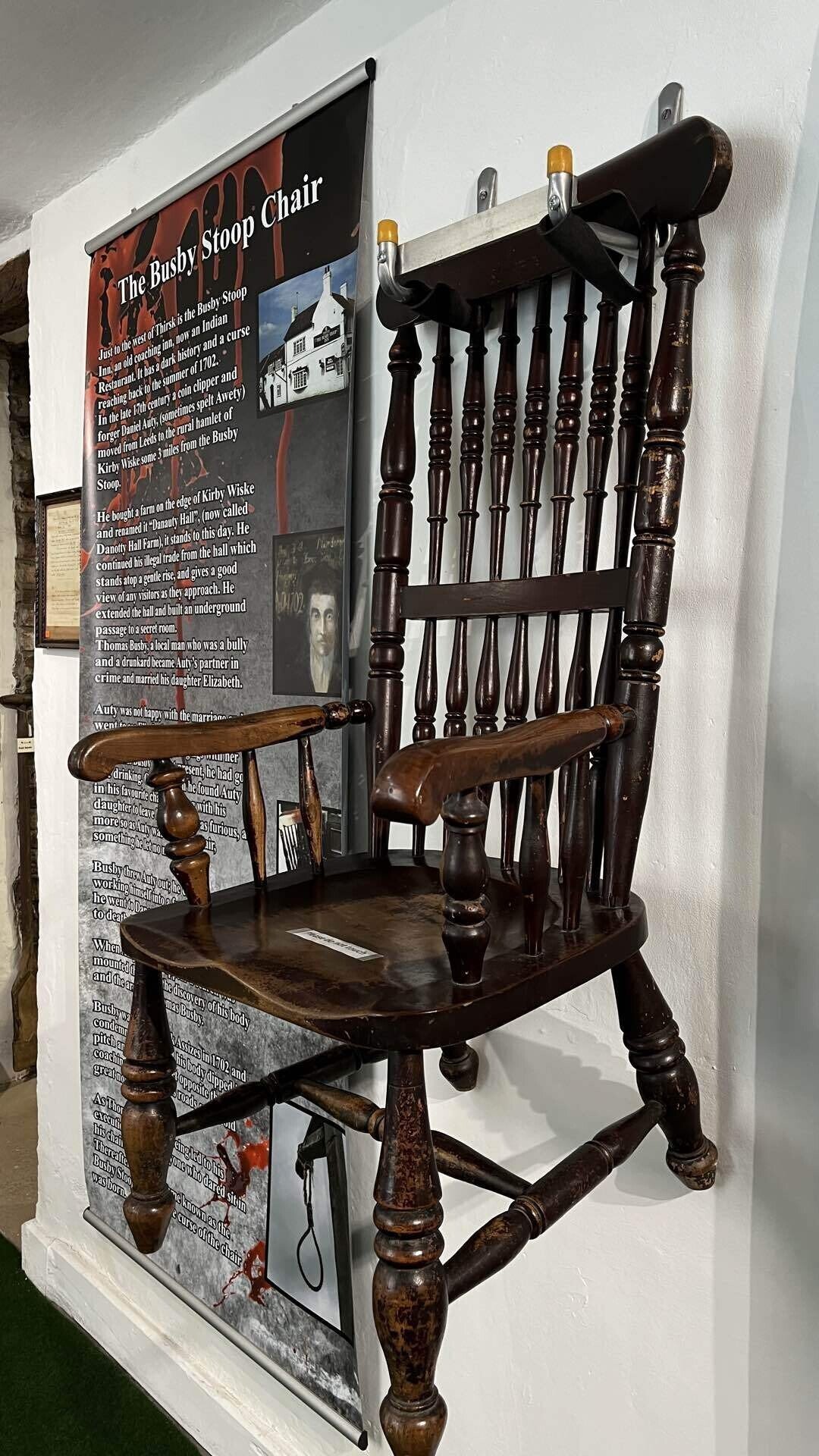 座ると死ぬぜ〜バズビーズチェア〜｜JasCo