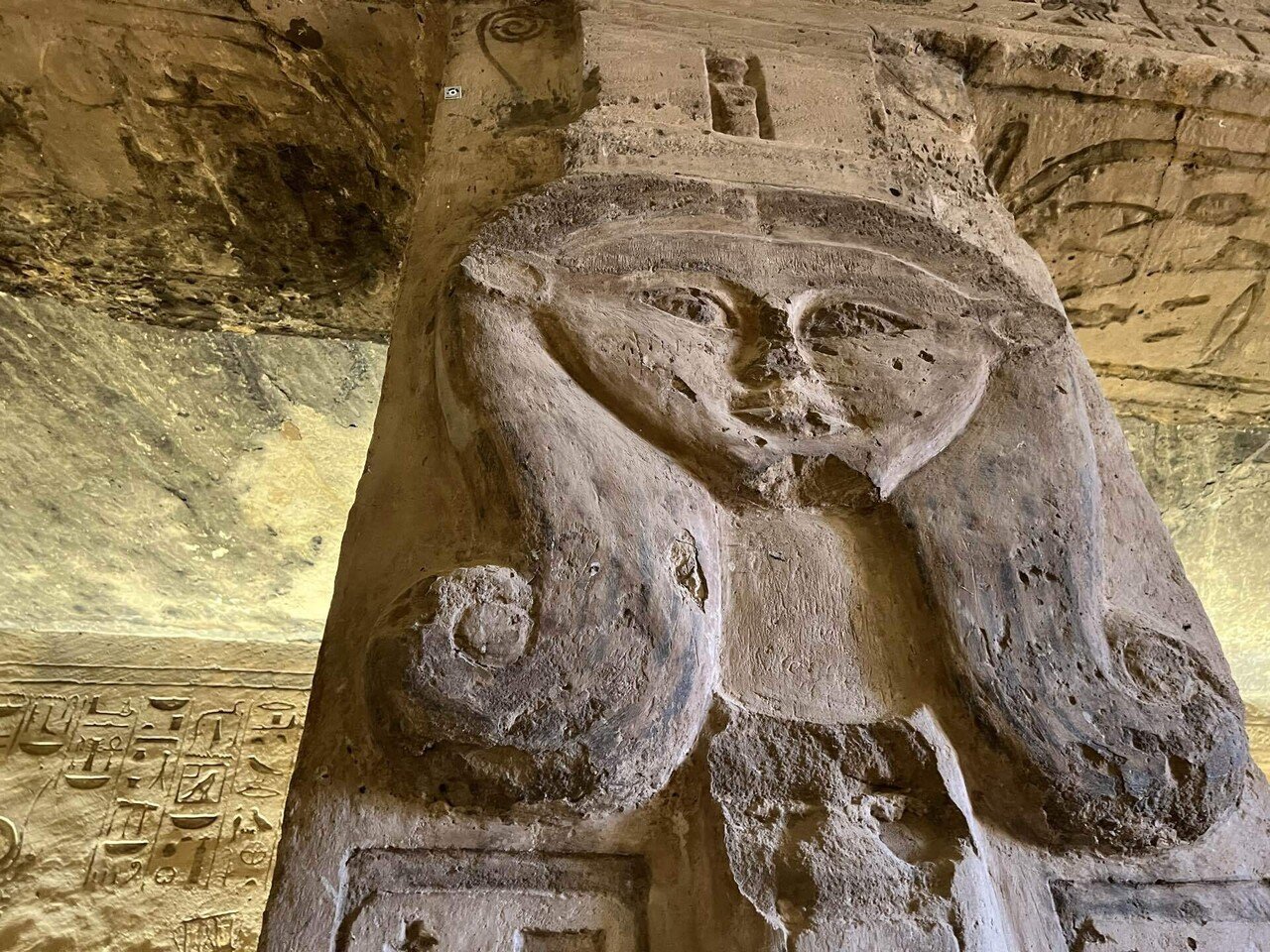 カオスなエジプト9日間の旅③〜神々しかったアブシンベル神殿光の奇跡