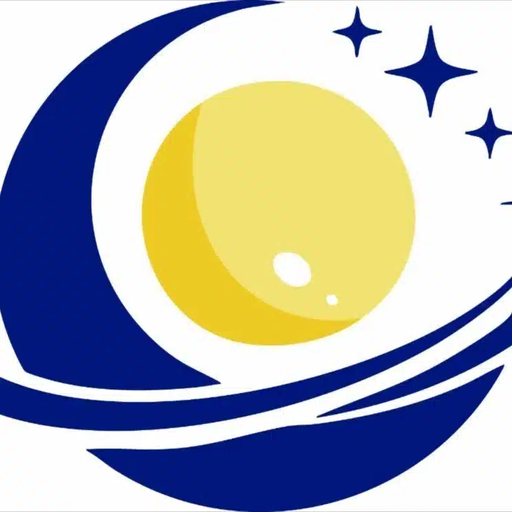 月なつ