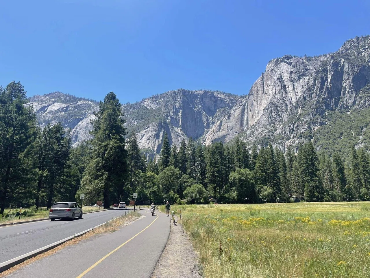ヨセミテ国立公園 写真集 100年間 Yosemite 洋書 ヨセミテ国立公園【Yosemite National Park】〜白岩と緑が映える世界