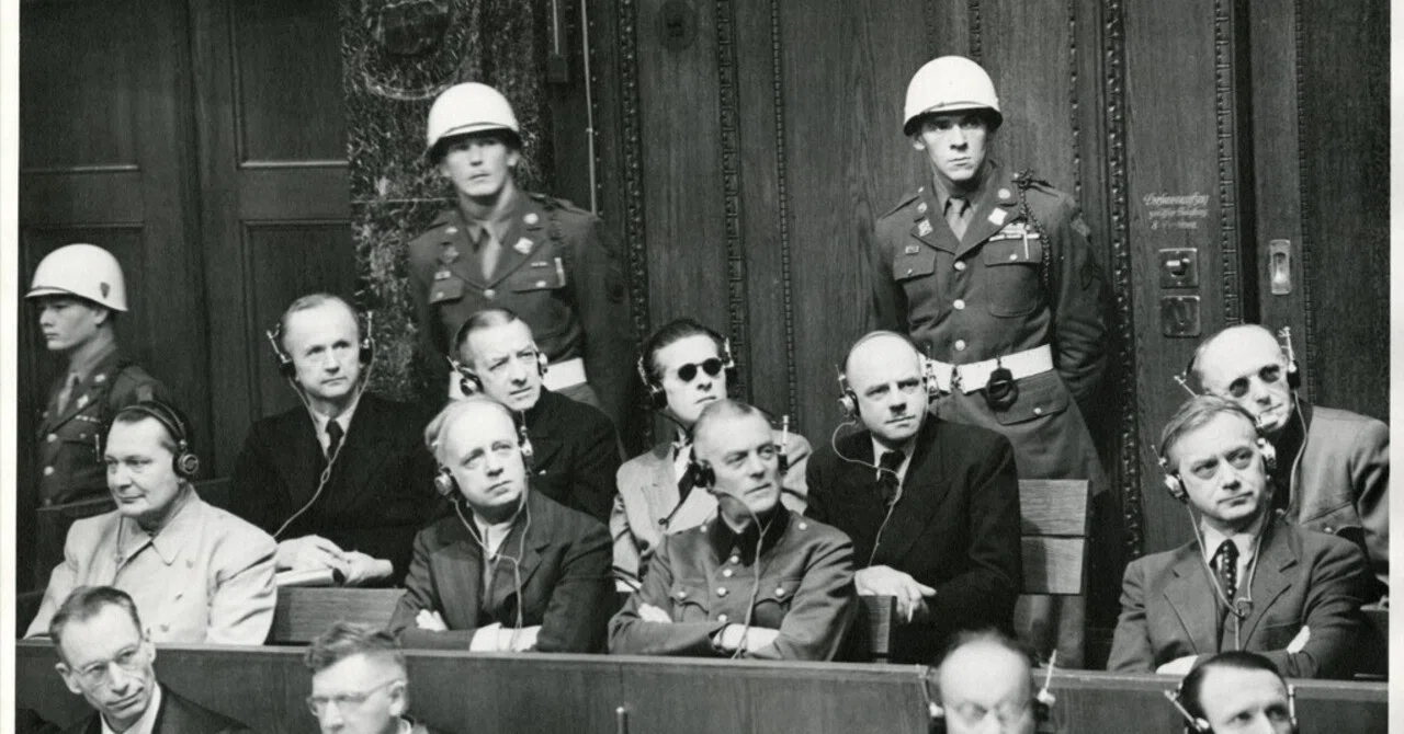 🇩🇪ニュルンベルク裁判が行われた第600号法廷を訪れる｜Under The Sun