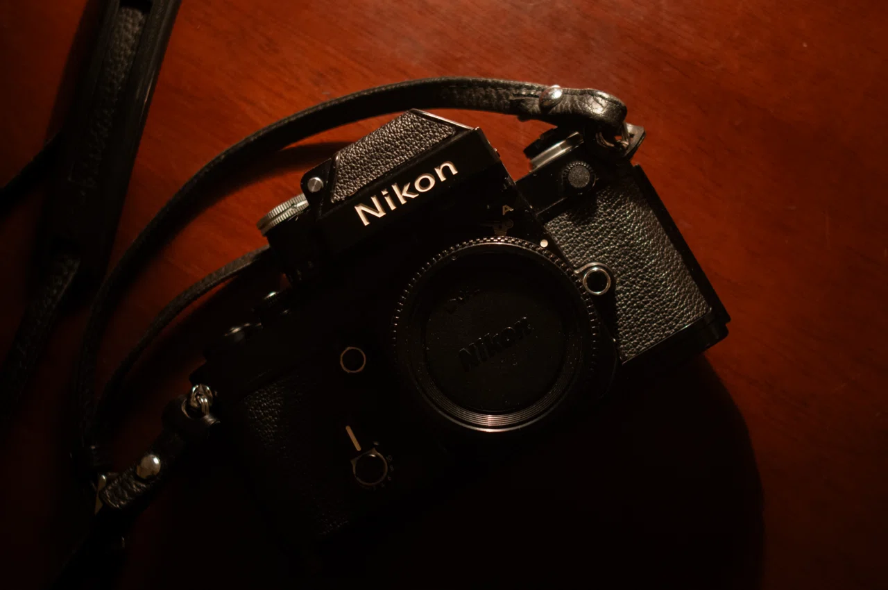 機械式一眼レフの最高傑作 Nikon F2 ｜偏愛カメラ部