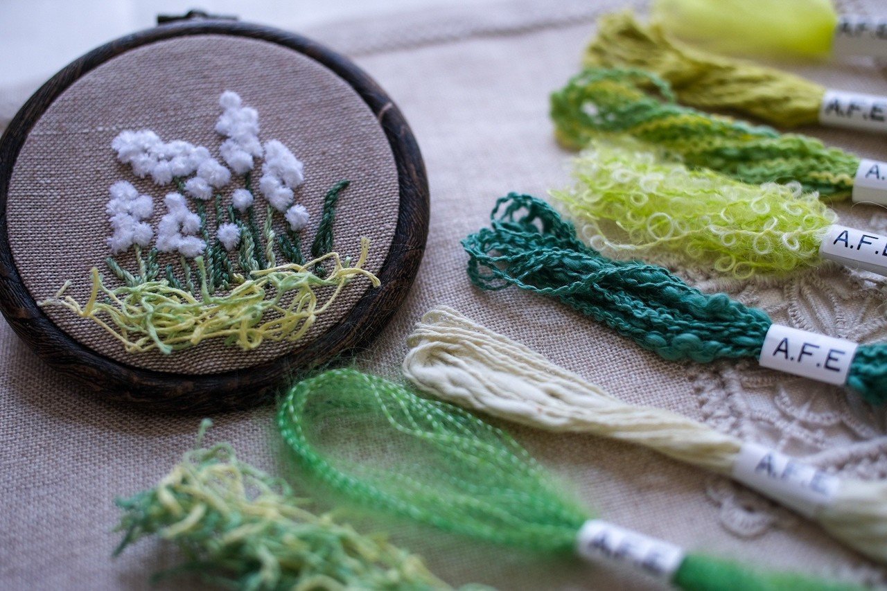 花刺繍キット〜スズランの花刺繍｜Art Fiber Endo
