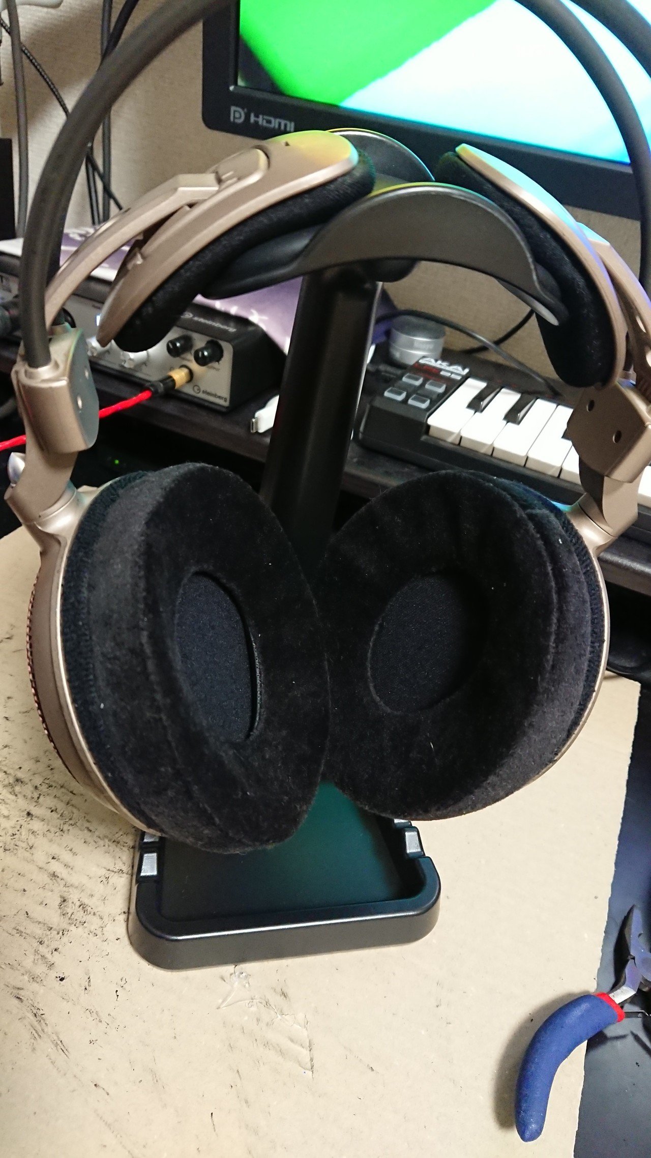 壊れたヘッドホン SONY ヘッドホン ソニー 有線 ステレオ ヘッドフォン 高音質 重