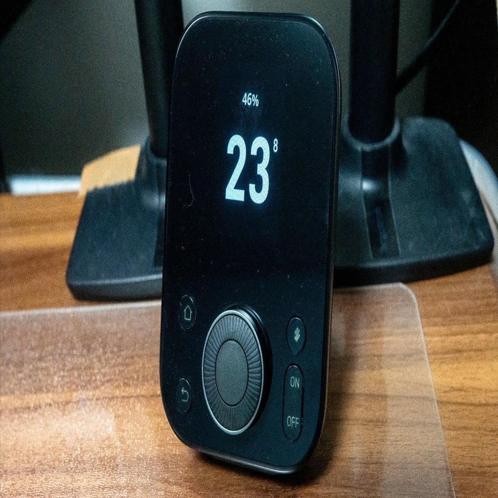 switchbotハブ3レビュー。ハブ2との違い【スマート化が大型進化