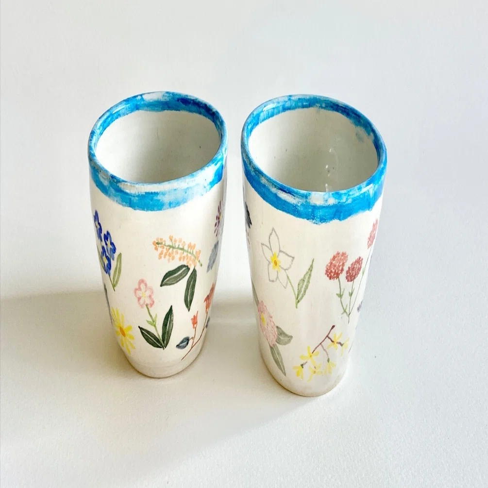 昨年末の制作：野花の絵付け｜藍菖窯