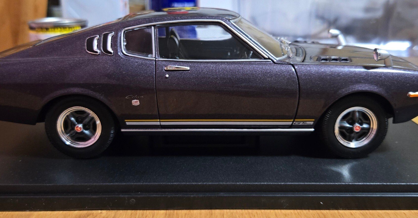 アシェット 1/18エクストラスケール国産名車コレクション セリカLB