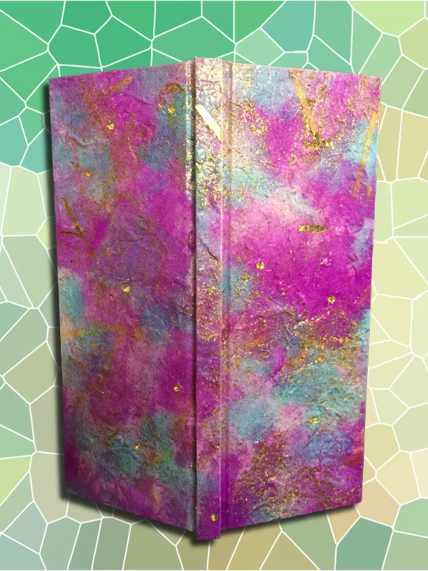 Washi paper notebooks go well with kimonos｜ダイハチママ