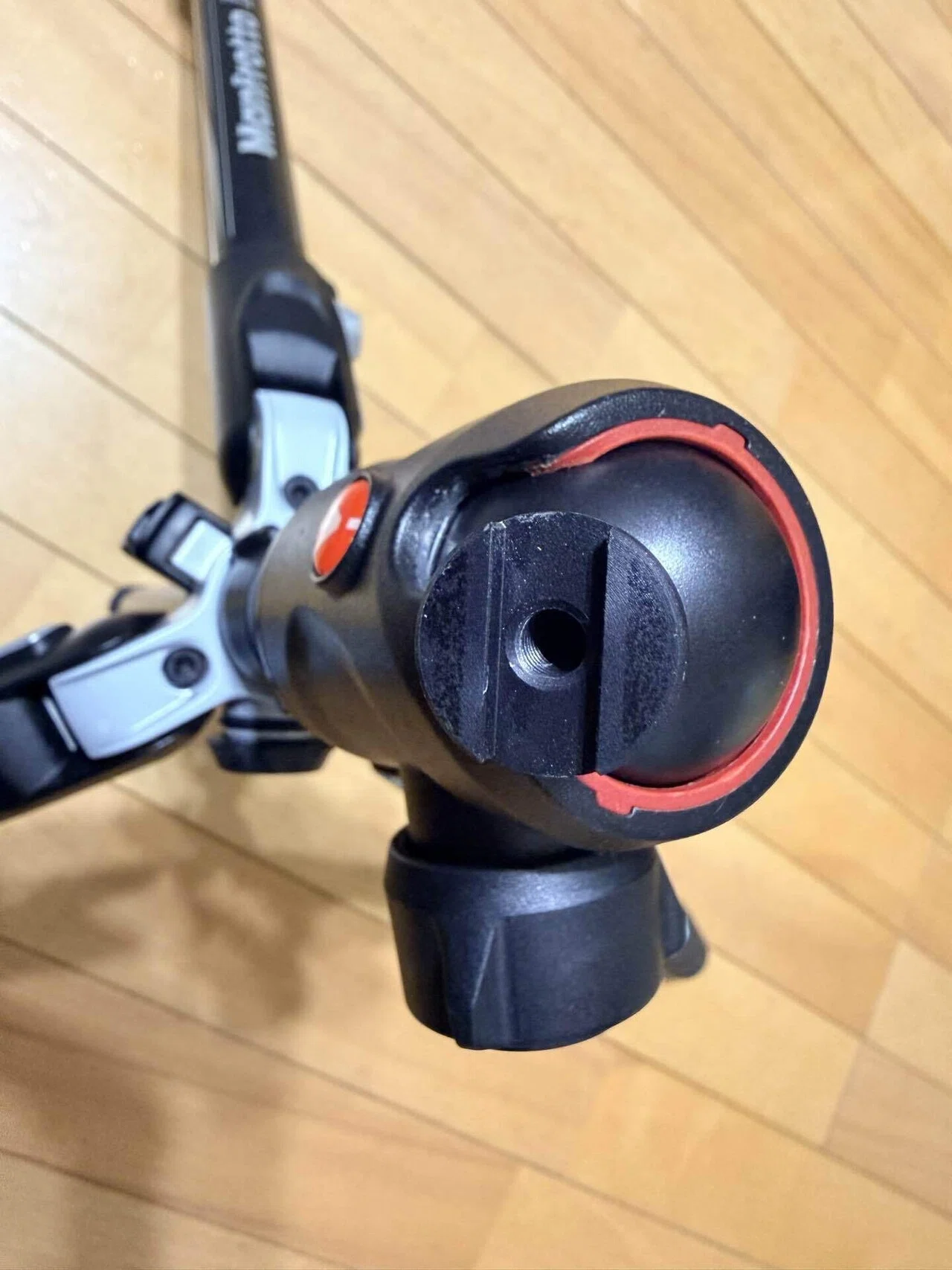 三脚の雲台を2千円のアルカスイスに換えたらカメラ人生が変わった話