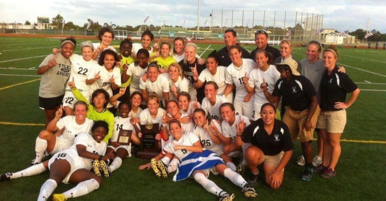 サッカー全米大会優勝して学んだこと スターティングメンバーひでか 女子サッカー お笑い Note