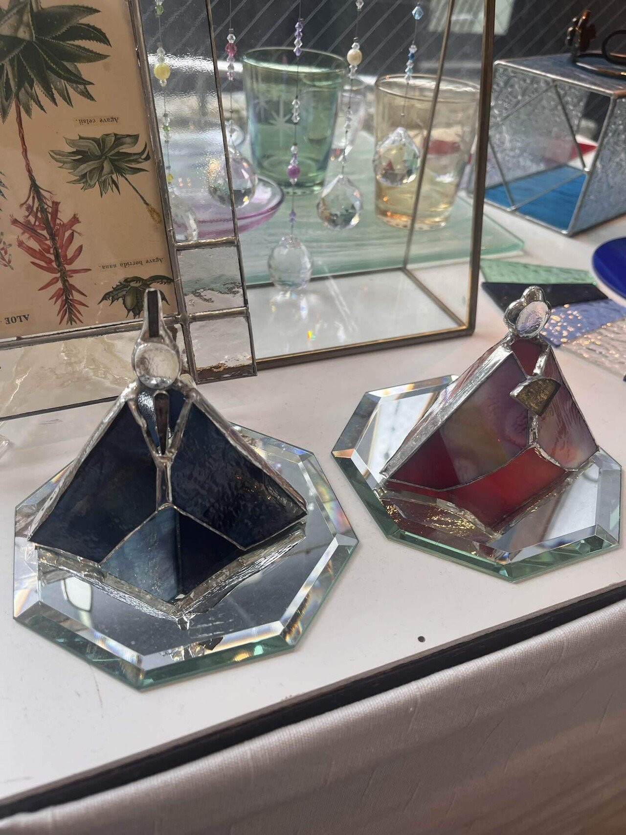 黒壁スクエア_ おひなさまステンドグラス_滋賀長浜｜H I_