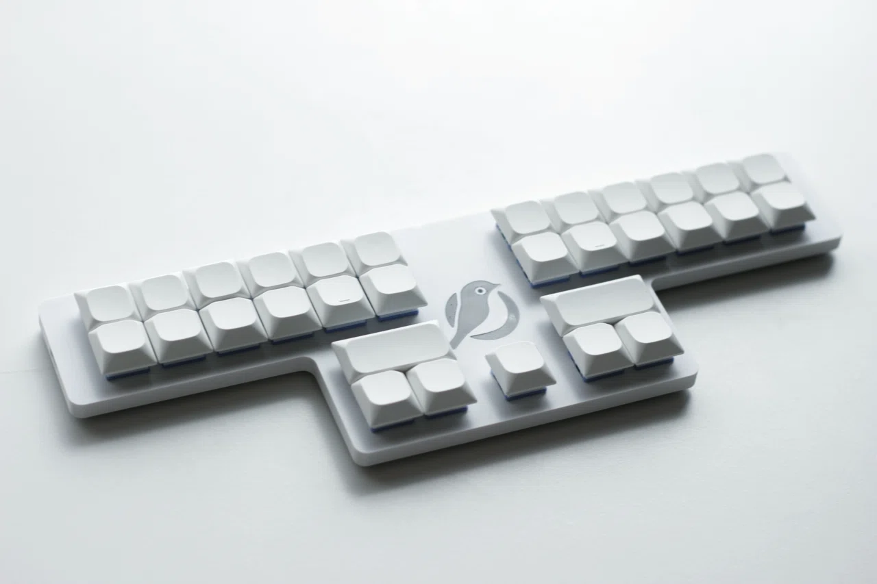 速記用に英字二列の30%ロープロファイルキーボードを自作した｜じー
