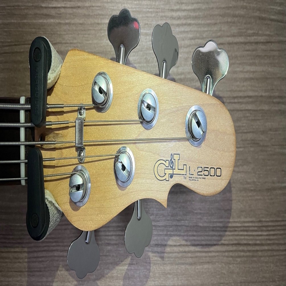 楽器】超ラッキーなG&L L-2500(USA)｜ベースおじさん人形〜ベース女子